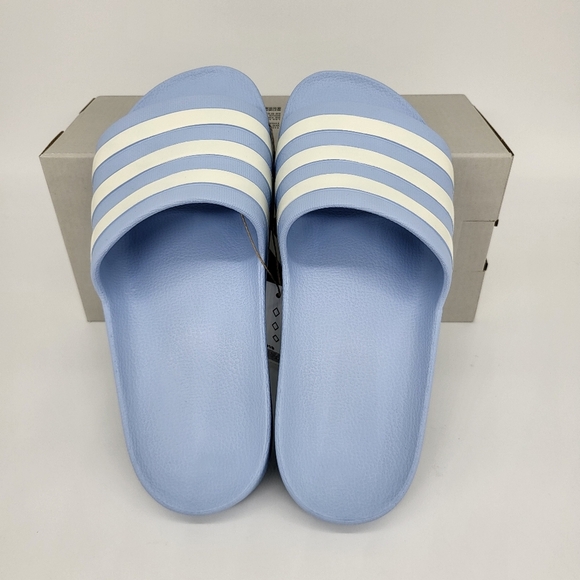 New adidas Adilette Aqua Slides Glow Blue Zero Metalic Women's Size 9 - Picture 5 of 7